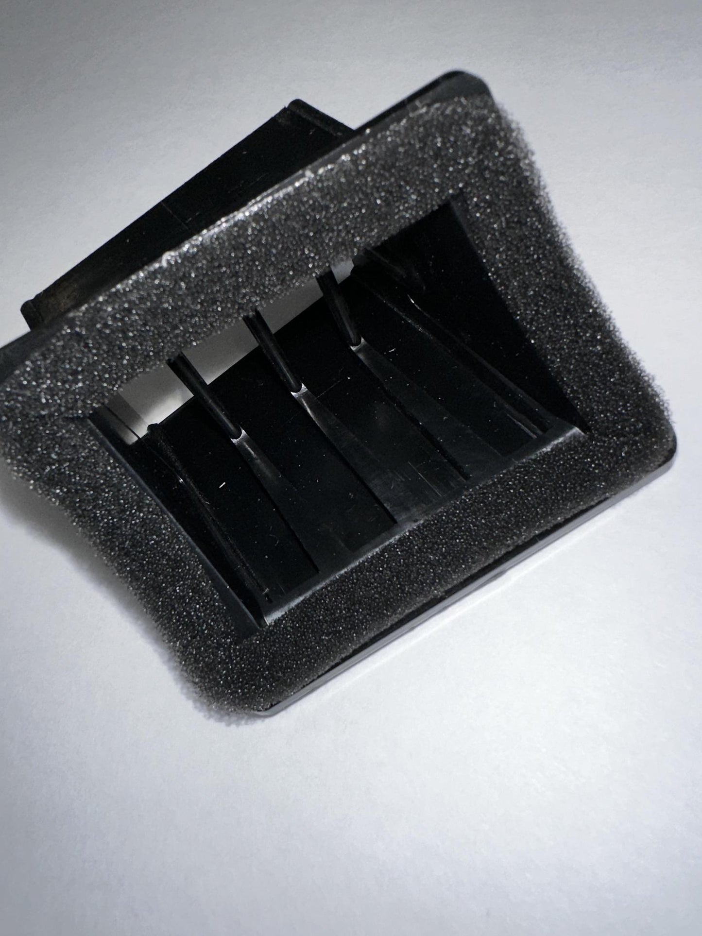 AIR INLET DUCT (R.H.)