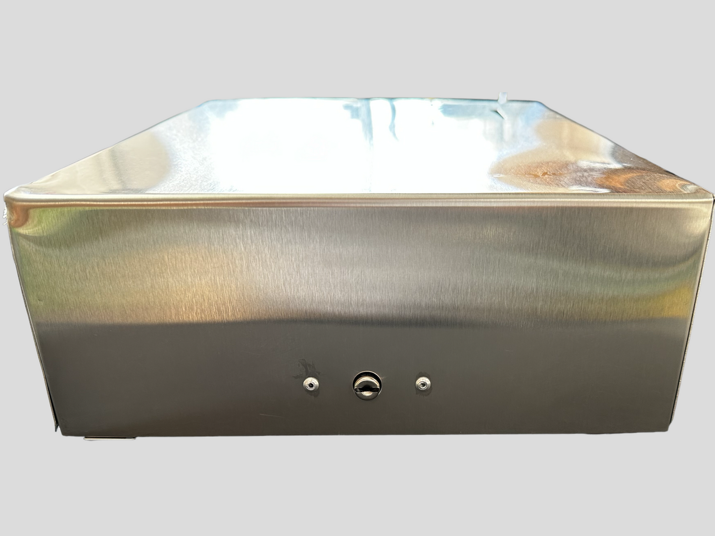 CHROME MULTIFOLD TOWEL DISPENSER