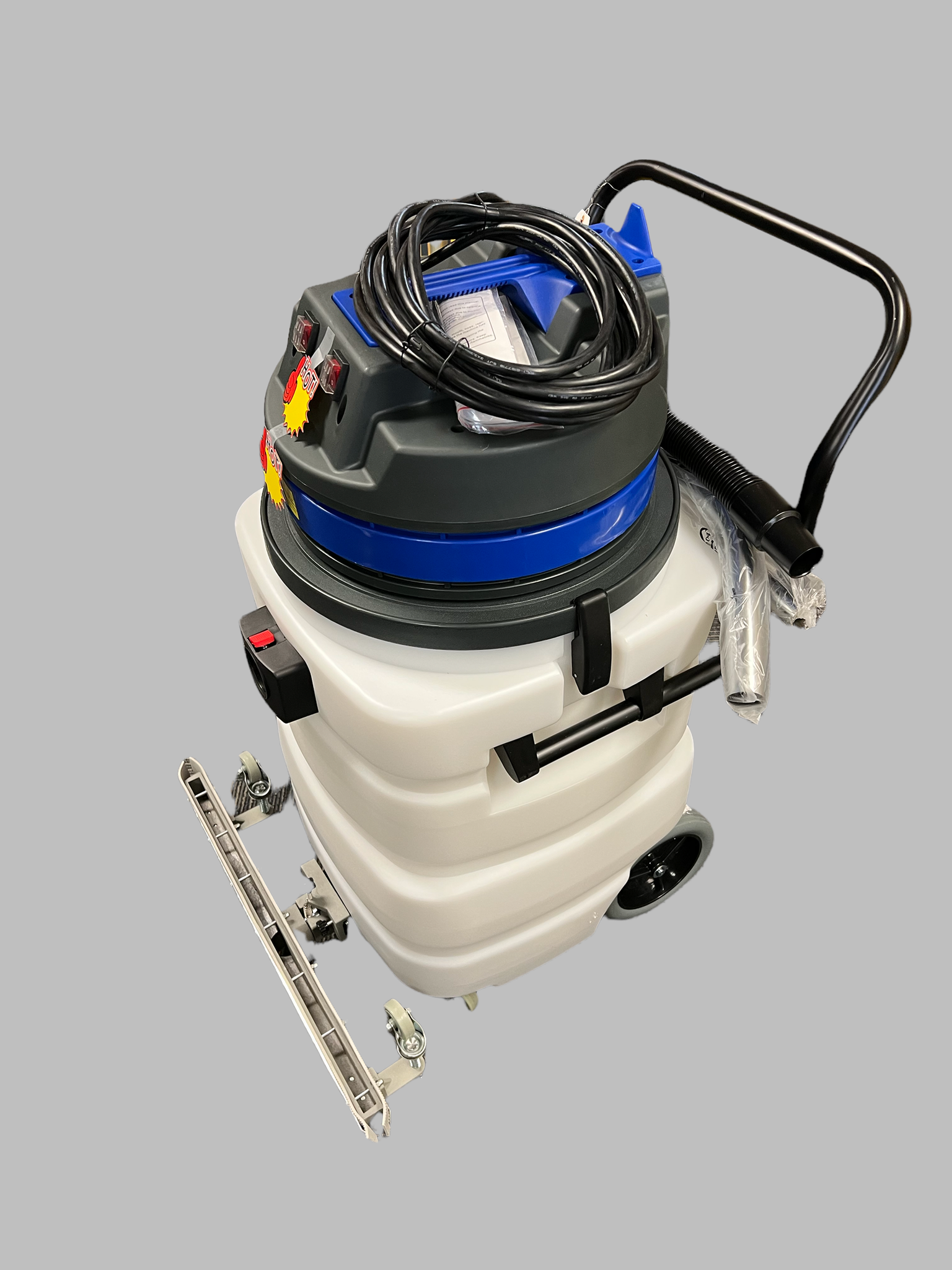 PERFECT 23GL WET/DRY W/MOB VACUUM