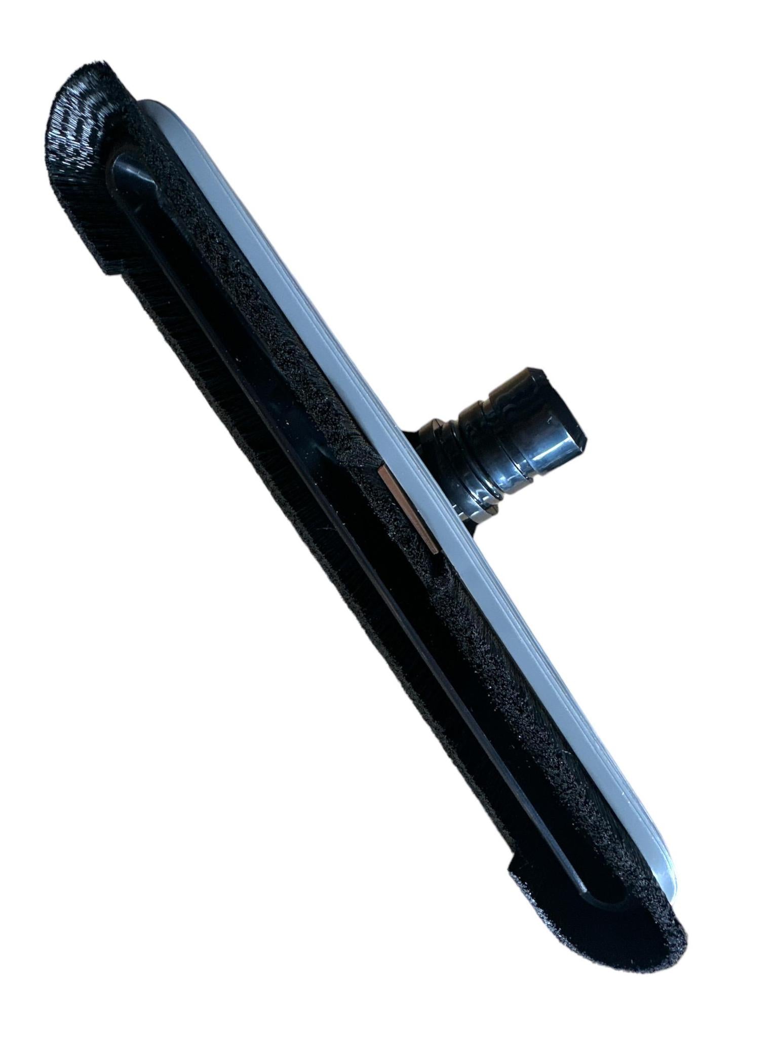 ALL BRISTLE FLOOR TOOL W/BUMPER 1 1/2″